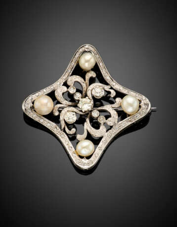 Natural saltwater pearl and diamond white gold brooch - photo 1