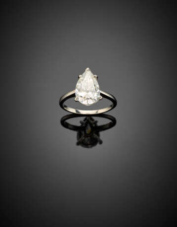 Pear shape ct. 3.04 diamond white gold ring - фото 1