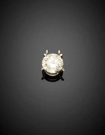 Round brilliant cut ct. 4.27 diamond white gold pendant - фото 2