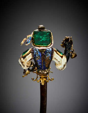 Emerald and rose cut diamond silver and gold blackamoor hat pin accented with enamels and an iron pin - photo 3