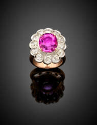 Pink ct. 6.53 circa sapphire and diamond white and red gold ring