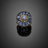 Irregular diamond and oval sapphire silver and 9K gold ring - фото 1