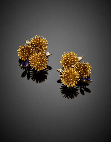 Yellow gold blue enamel and diamond chestnut burr earrings - photo 1