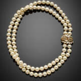 Two strand mm 9/9.5 circa cultured pearl necklace with marquise and round diamond yellow gold clasp - фото 1