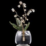 Hyaline quartz vase with yellow gold carved nephrite and quartz lily of the valley posy - фото 1