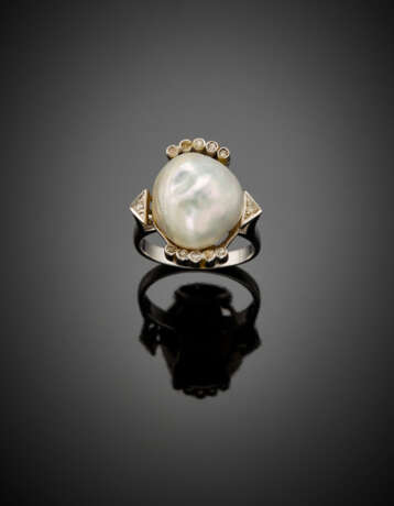 Baroque pearl and diamond white gold ring - Foto 1