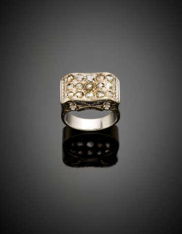 Rose cut diamond white gold ring - фото 1