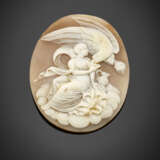 Oval shell cameo with mythological subject - photo 1