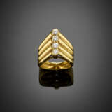 Yellow gold diamond chevron ring in all ct. 0.40 circa - photo 1