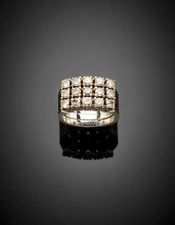 Round diamond white gold ring in all ct. 1.50 circa - фото 1