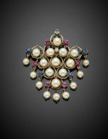 White 14K gold diamond accented brooch set with gems and pendant pearls from mm 5.75 to mm 7.30 circa - фото 1