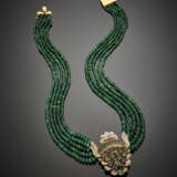 Five strand graduated emerald bead necklace with 12K bi-coloured gold central accented with diamonds - photo 1