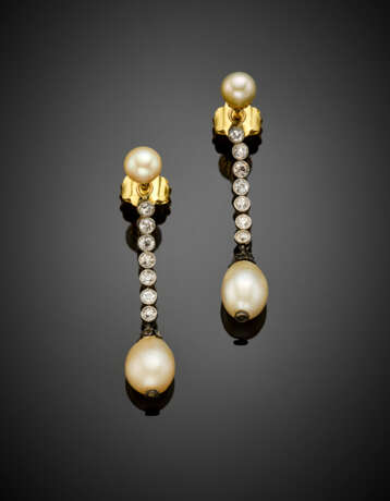 Diamond and button pearl silver and gold ear pendants holding two mm 9x6.50 circa slightly irregular pearl drops - photo 1