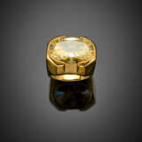 Oval ct. 14 circa yellow cubic zirconia yellow gold ring g 12.70 circa size 11.5/51.5. - фото 1