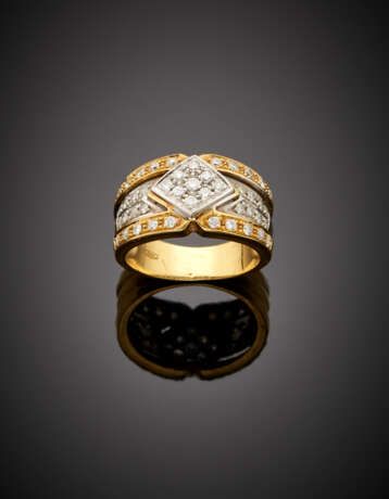 Bi-coloured gold diamond ring in all ct. 0.45 circa - Foto 1