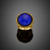 Yellow textured gold blue paste ring - фото 1