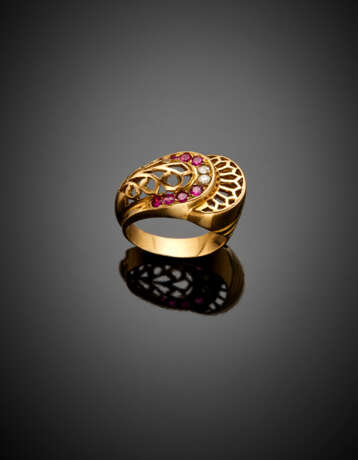 Yellow gold diamond and synthetic ruby openwork ring - photo 1