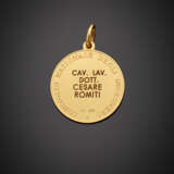 Yellow glazed gold pendant celebrative medal of the "Consiglio Nazionale degli Ingegneri" - Foto 1