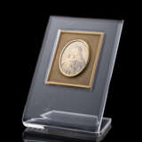 Yellow gold plaque engraved with "Madonna and Child" - Foto 1