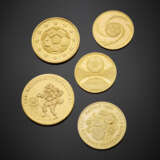 Yellow gold lot comprising five celebrative medals of the Professional National League FIGC for Christmas of 1986 - фото 1