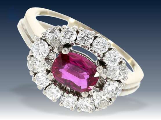 Ring: sehr schöner, weißgoldener vintage Rubin/Diamantring, 18K Weißgold - photo 1