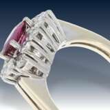 Ring: sehr schöner, weißgoldener vintage Rubin/Diamantring, 18K Weißgold - photo 2