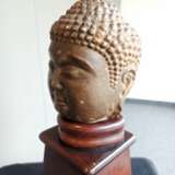 Kopf des Buddha Shakyamuni aus Kalkstein - photo 6