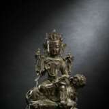 Möglicherweise Manjushri auf einem Löwen sitzend aus Bronze - photo 1