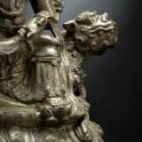 Möglicherweise Manjushri auf einem Löwen sitzend aus Bronze - Foto 4