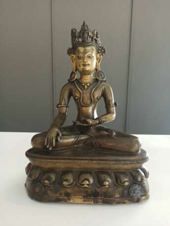 Feine Bronze des Buddha Shakyamuni - фото 4