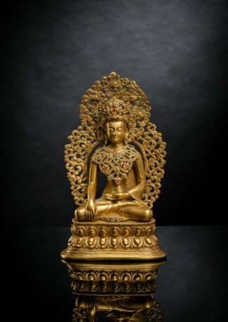 Feine feuervergoldete Bronze des Buddha auf einem Lotos - photo 1