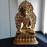 Feine feuervergoldete Bronze des Buddha auf einem Lotos - Foto 5