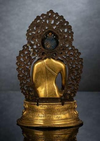 Feine feuervergoldete Bronze des Buddha auf einem Lotos - Foto 12