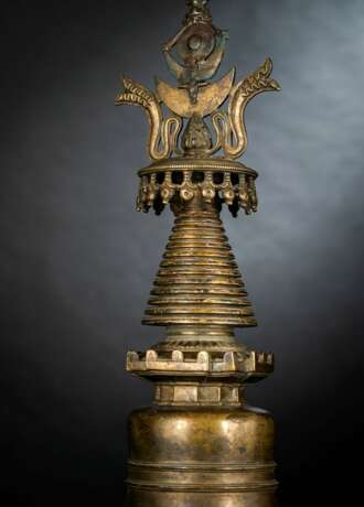 Seltener großer Stupa aus Bronze - Foto 2