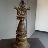Seltener großer Stupa aus Bronze - photo 6