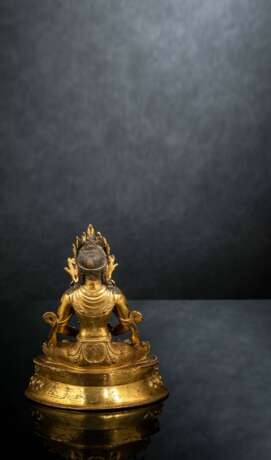 Feine und seltene feuervergoldete Bronze des Amitayus, Sonam Gyaltsen zugeschrieben - photo 2