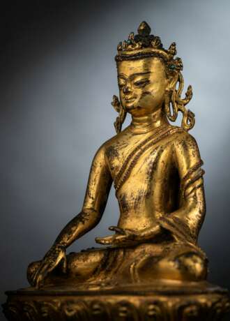 Feuervergoldete Bronze des Buddha Shakyamuni auf einem Lotos - photo 3