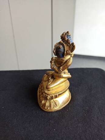 Feuervergoldete Bronze des Vajradhara - фото 6