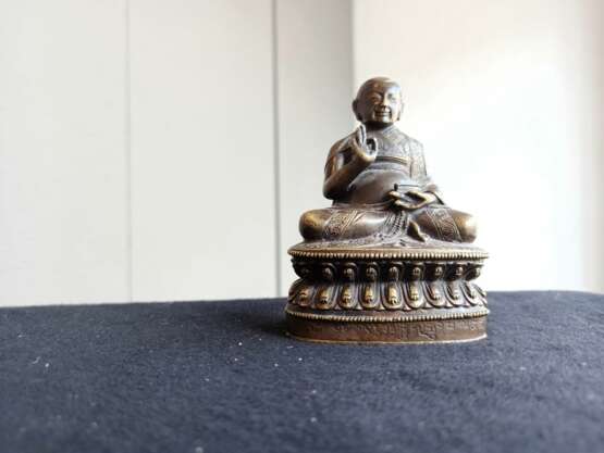 Bronze des Pandita Kongtön Wangchuk Drupa - Foto 6