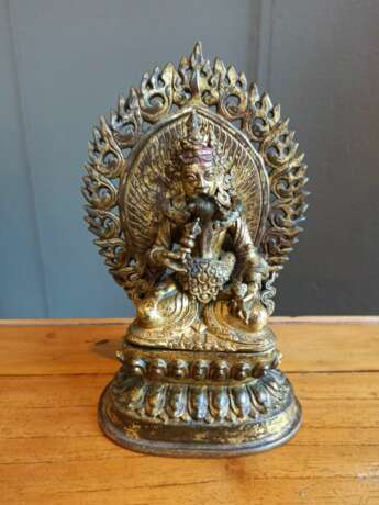 Feuervergoldete Bronze des Vajrasattva auf einem Lotos - photo 4