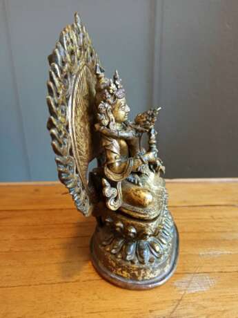 Feuervergoldete Bronze des Vajrasattva auf einem Lotos - photo 5