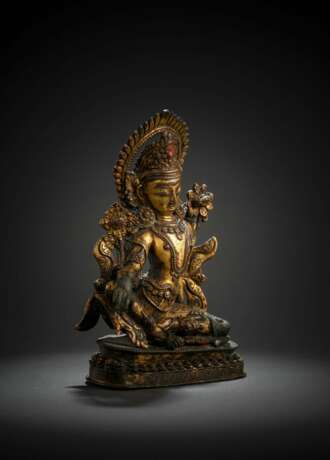 Feuervergoldete Bronze des Indra auf einem Lotos - photo 2