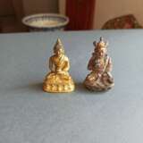 Feuervergoldete Miniatur-Bronze des Buddha Shakyamuni und Miniaturbronze Bronze - Foto 2