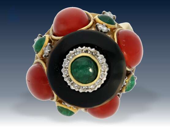 Ring: außergewöhnlicher und exklusiver vintage Goldschmiedering mit Koralle, Smaragd- und Diamantbesatz, unikate Handarbeit in 18K Gold - Foto 2