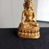 Feuervergoldete Bronze des Buddha Shakyamuni auf einem Lotos - Foto 2