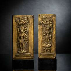 Paar feuervergoldete Reliefpaneele mit Bodhisattva aus Kuperbronze