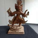Bronze der Kali auf einem Lotos - photo 4