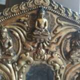 Große feuervergoldete Mandorla aus Bronze mit Buddha Shakyamuni und acht Erscheinungen - Foto 3