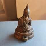 Bronze des Padmasambhava auf einem Lotos - photo 4