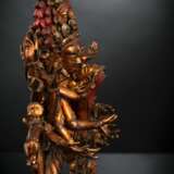 Lackvergoldete Stucco- und Holzfigur einer tantrischen Gotteheit - Foto 2